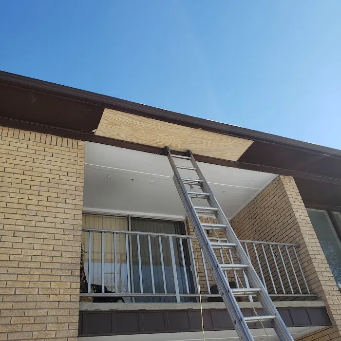 Jim Weaver roofing and siding Picture 5