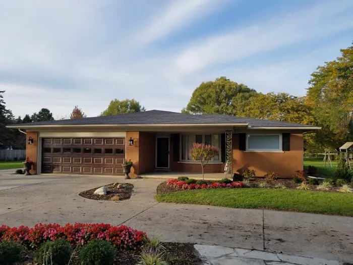 NEXT EXTERIORS Picture 4