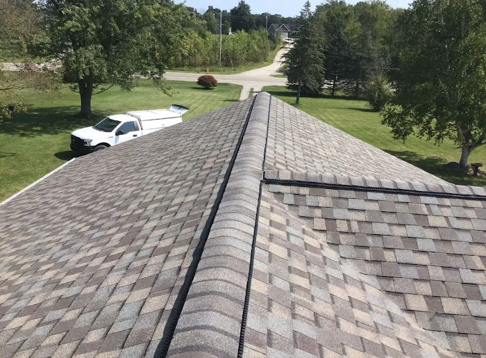Aero Roofing Picture 1