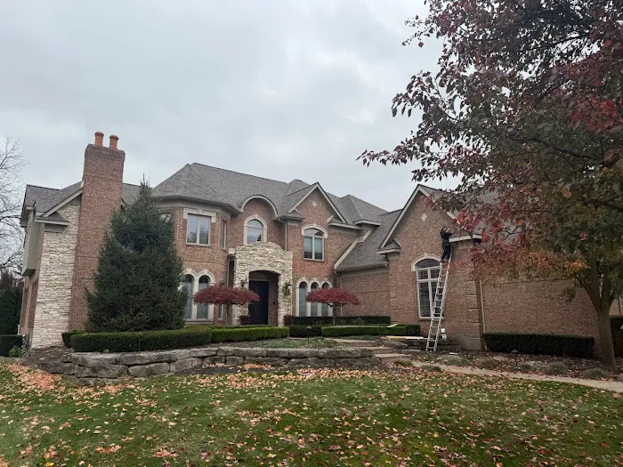 Paramount Roofing Picture 2