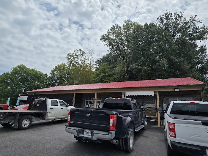 SRT ROOFS, LLC Picture 8