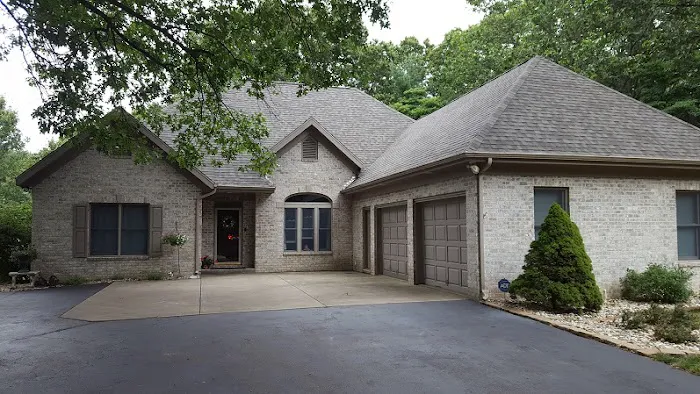 Shoreline Roofing & Siding Picture 1