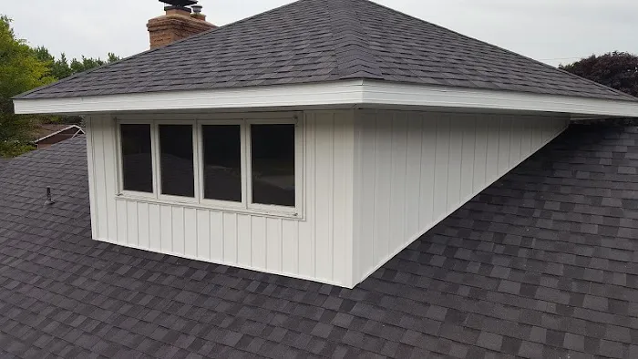 Shoreline Roofing & Siding Picture 4