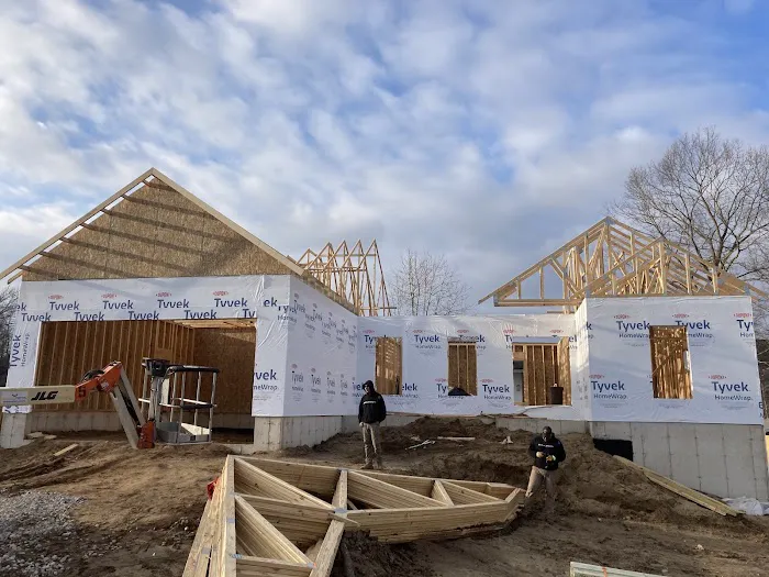 Reliable Roofing & Construction Picture 1