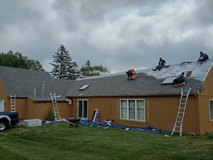 S&M Roofing LLC. Picture 4