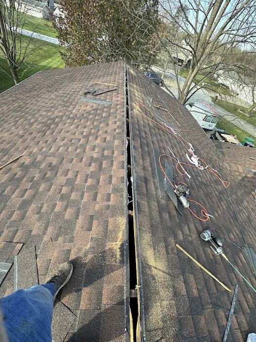Spring Roofing Construction Picture 8