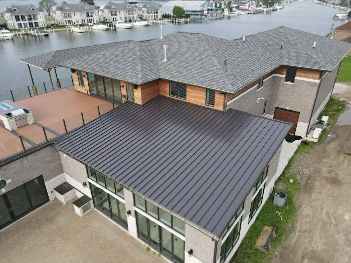 GC Commercial Roof Systems Inc Picture 2