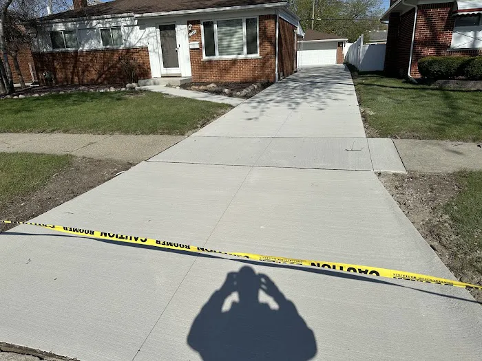 Rock Solid Exteriors Roofing, Siding & Concrete Picture 2