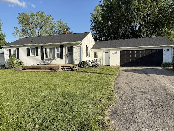 Guns N Hoses Roofing & Siding Picture 3