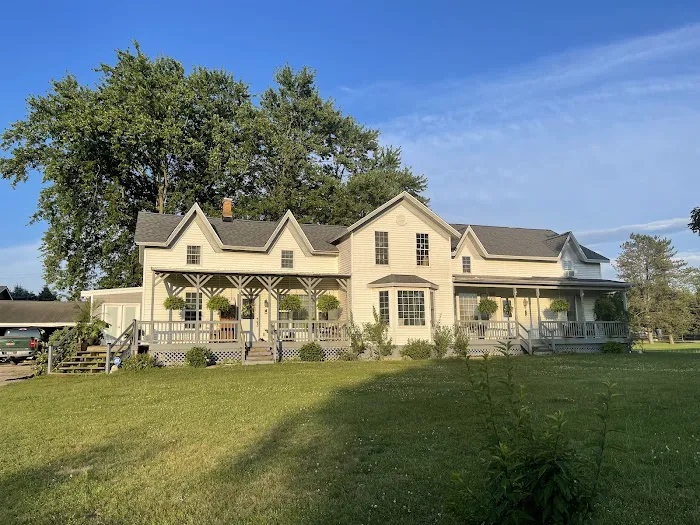 Guns N Hoses Roofing & Siding Picture 5