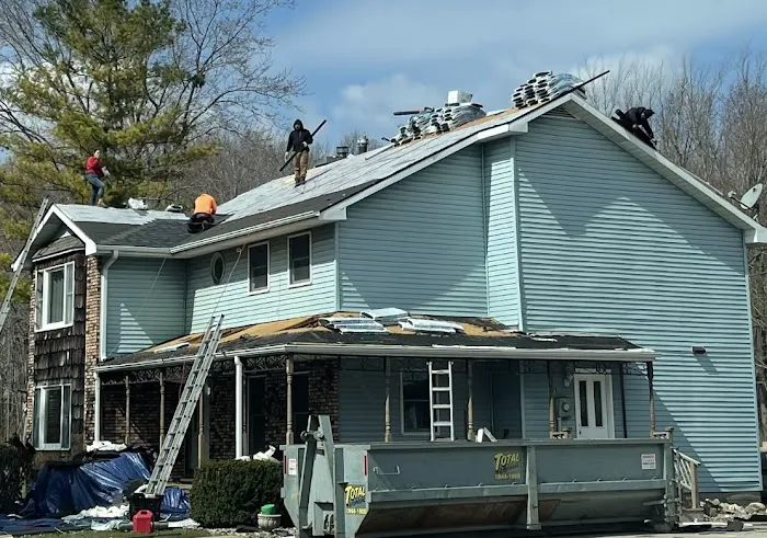 Divine Roofing & Restoration LLC Picture 2