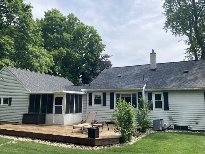 Secure Roofing and Construction Picture 1