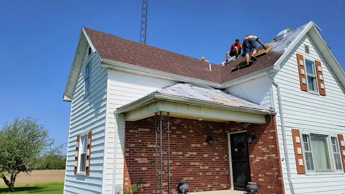 Giant Roofing Service Picture 1