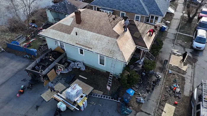 Richards Roofing and Construction LLC Picture 4