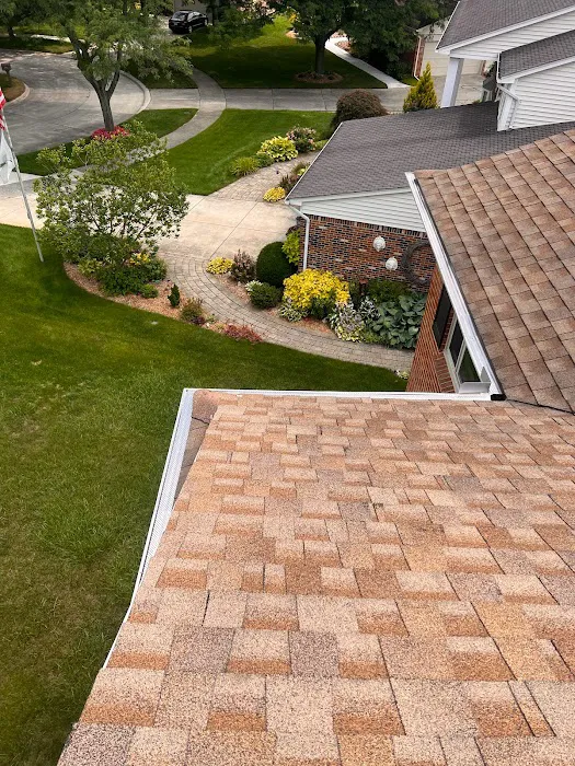 222 Roofing & Remodeling Picture 6