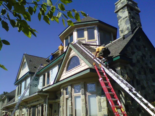 On the Level Roofing & Siding Picture 5