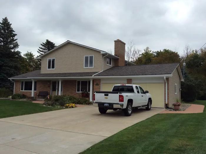 Werth Roofing Picture 1