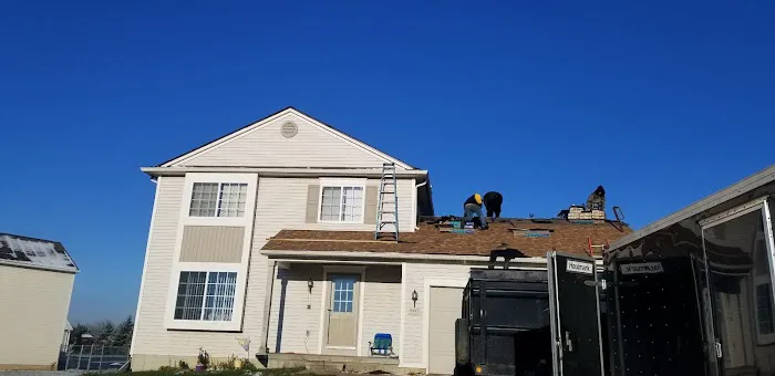 Larsen Roofing Picture 1