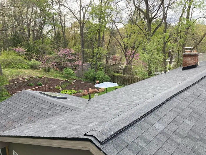 Veenkamp Roofing and Siding Picture 2