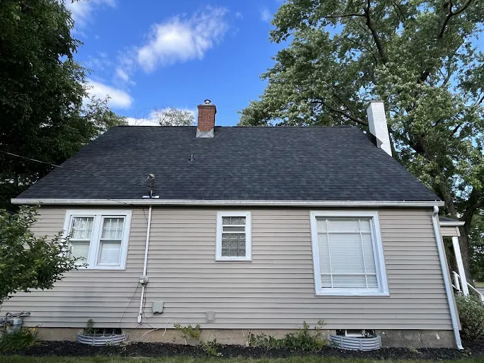 River City Roofing LLC Picture 3