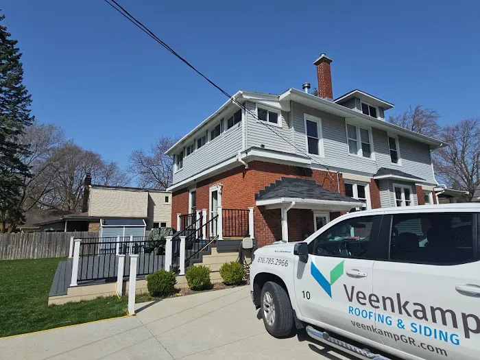 Veenkamp Roofing and Siding Picture 5