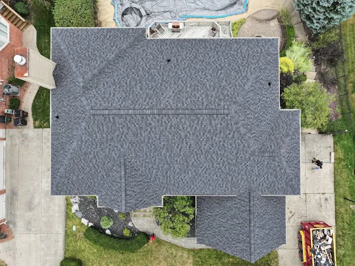 Leading Edge Roofing Picture 3