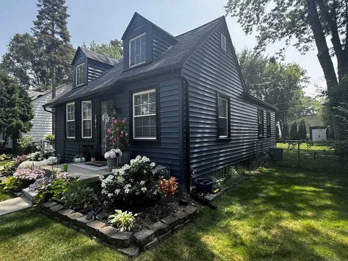 Leading Edge Roofing Picture 4