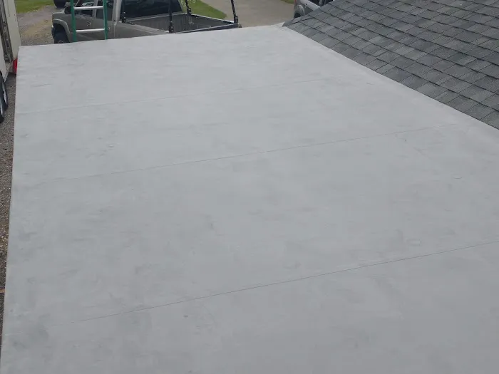 E&R Construction - Roofing Specialists Picture 10