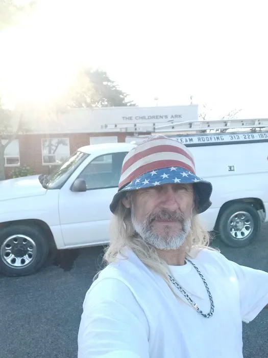 RICKEY THE ROCK N ROLL ROOFER ! Picture 1