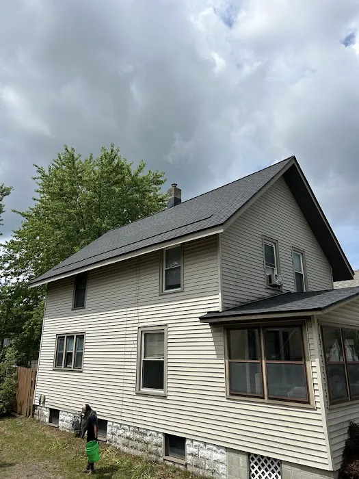 Reyes Building & Exteriors Picture 2