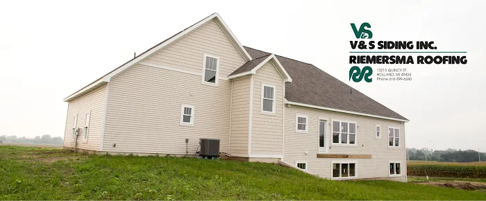 V & S Siding, Inc./Riemersma Roofing Picture 1