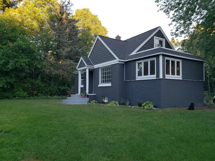 Lake Michigan Construction & Roofing Picture 6