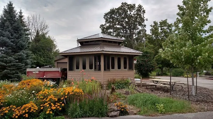 Miller's Quality Roof Designs Picture 2