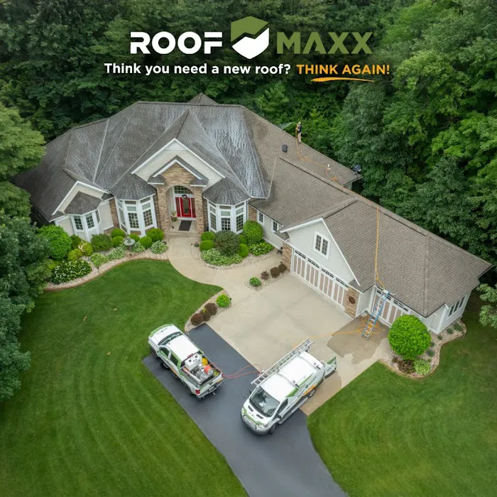 Roof Maxx of Ada, MI Picture 5