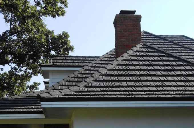 Mitten Exteriors Picture 4