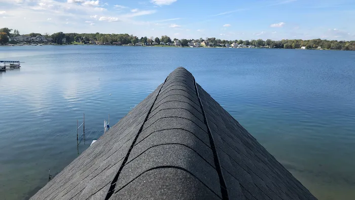 Mitten Exteriors Picture 8