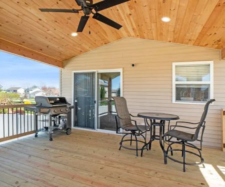 Town Corners Exteriors LLC