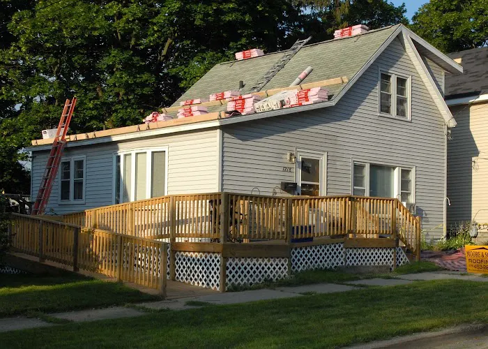 Moore & Sons Roofing Picture 3