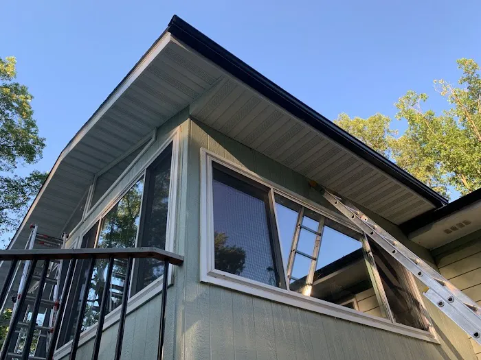 Weldon Roofing & Construction Picture 1