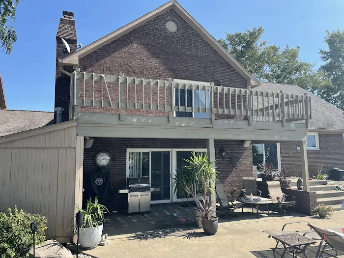 American Veteran Exteriors Picture 1