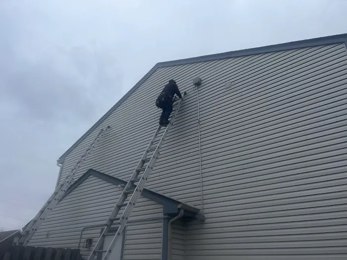 SOS Roofing and Construction LLC Picture 10