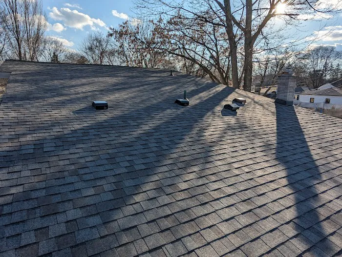 First Response Roofing and Construction, LLC Picture 3