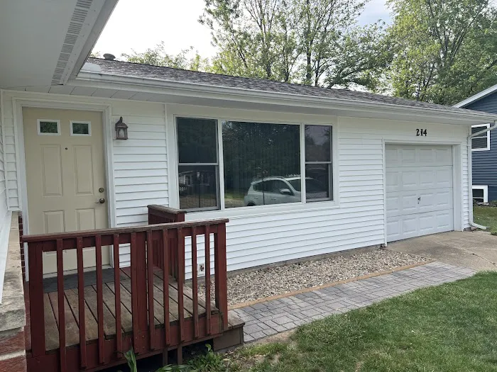 Roman's Roofing LLC Picture 2