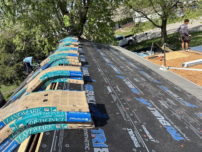 DLV Roofing Indianapolis LLC Picture 1