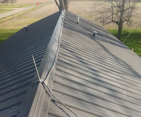 Midwest Seamless Roofing LLC