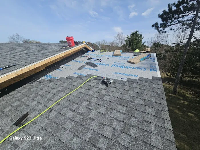 Custom Quality Roofing Picture 5