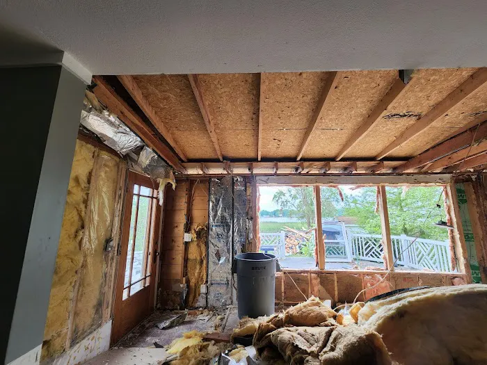 Eicher roofing Picture 6