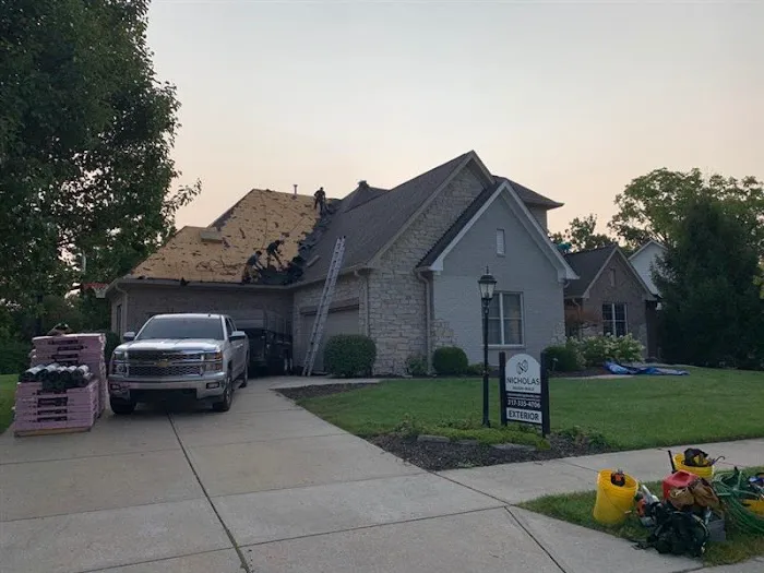 Skylight Exteriors Picture 7