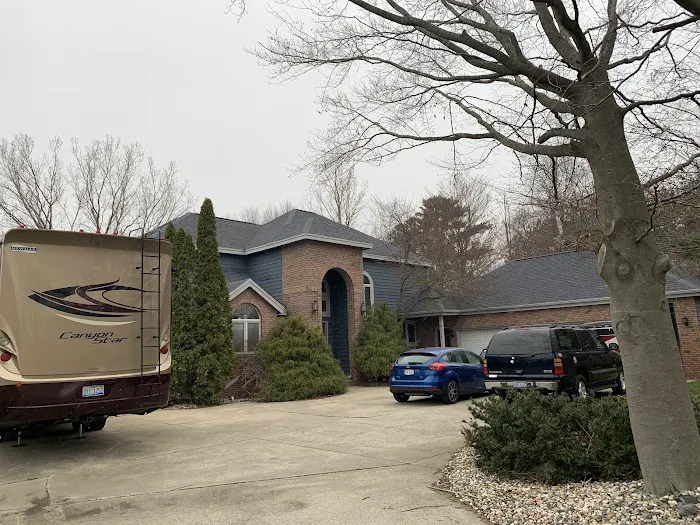 Maki Roofing Specialists Picture 2