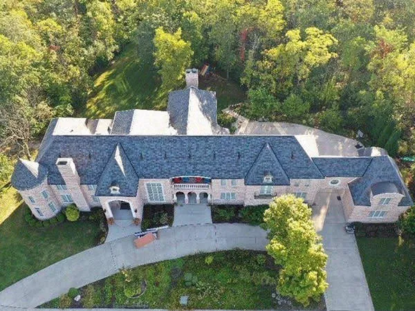 PM Roberts Roofing & Remodeling Picture 5